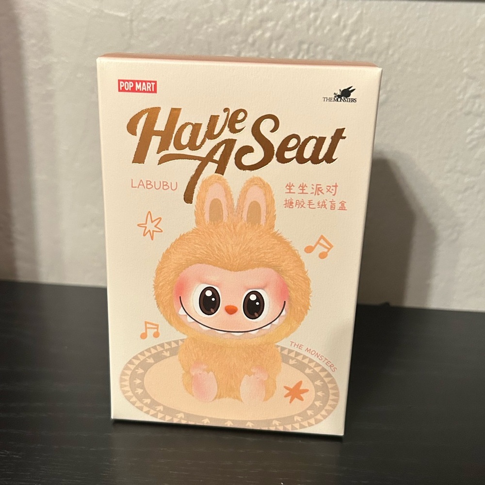 Unopened Pop Mart Have A Seat Labubu - Zizi